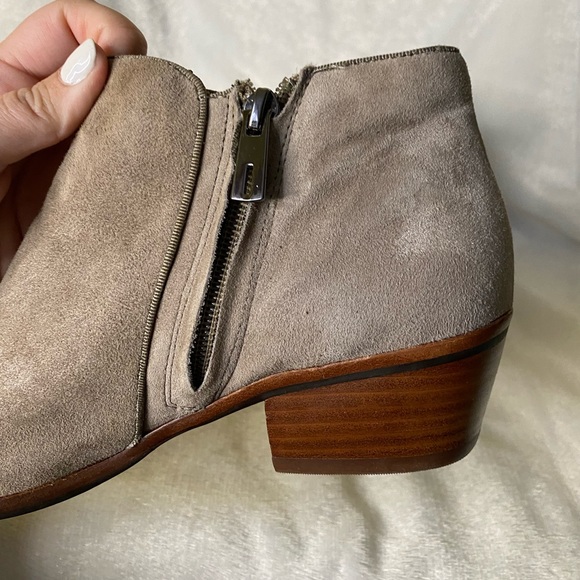 Sam Edelman Taupe Suede Leather Ankle Booties Size 8.5 - Picture 3 of 9